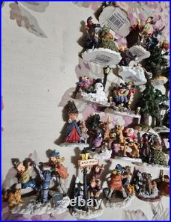 Vintage Christmas in the City Figurines Lot (47pcs) Hedges/tree/houses/horses