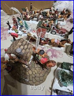 Vintage Christmas in the City Figurines Lot (47pcs) Hedges/tree/houses/horses